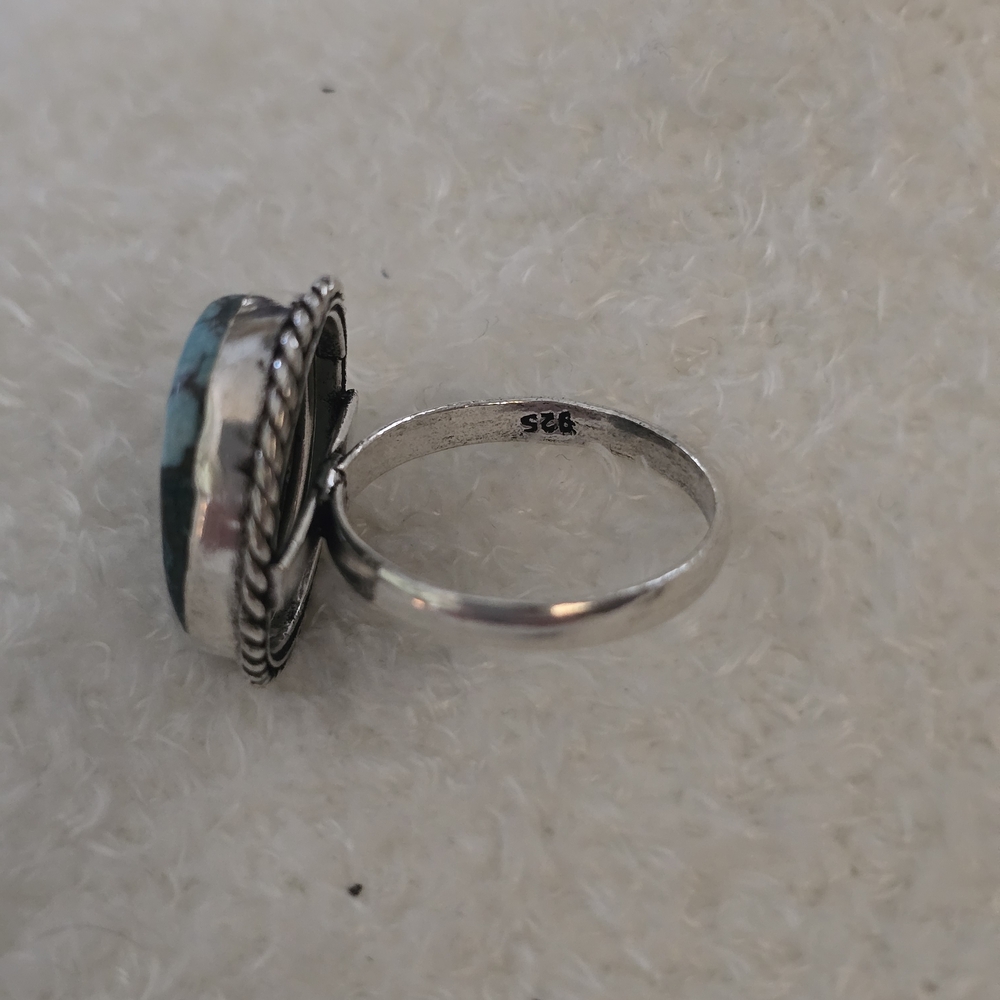 Turquoise Stone Silver Ring - Picture 7 of 9